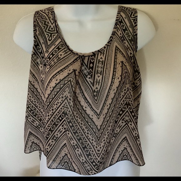 Beware! Tank top - Picture 1 of 4